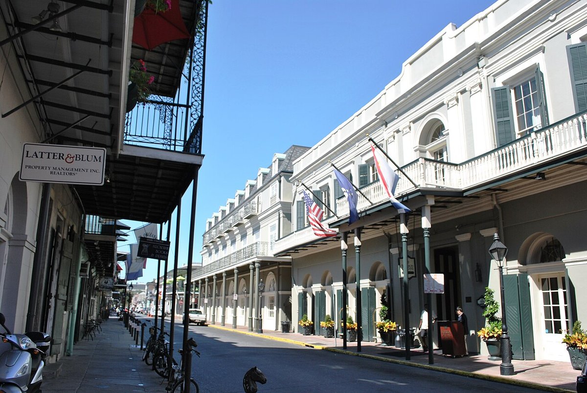 Bourbon Orleans Hotel in New Orleans, gallery and balcony
