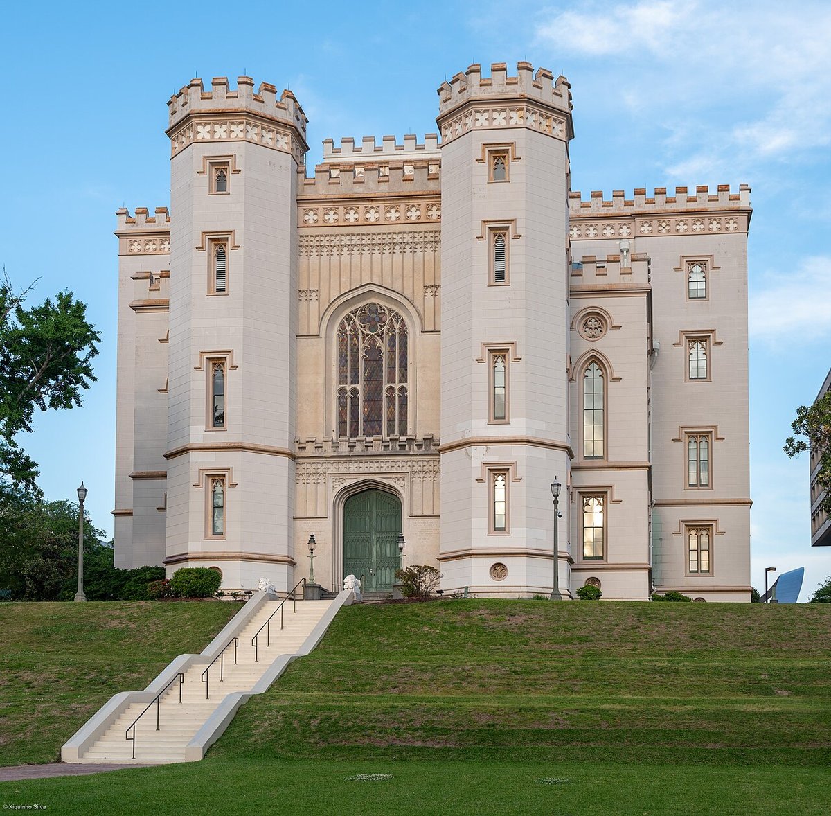 Old State Capitol in Baton Rouge, castle front and green double door