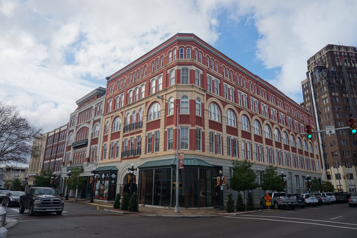 MSU Riley Center in Meridian, red-brick corner block and arched windows