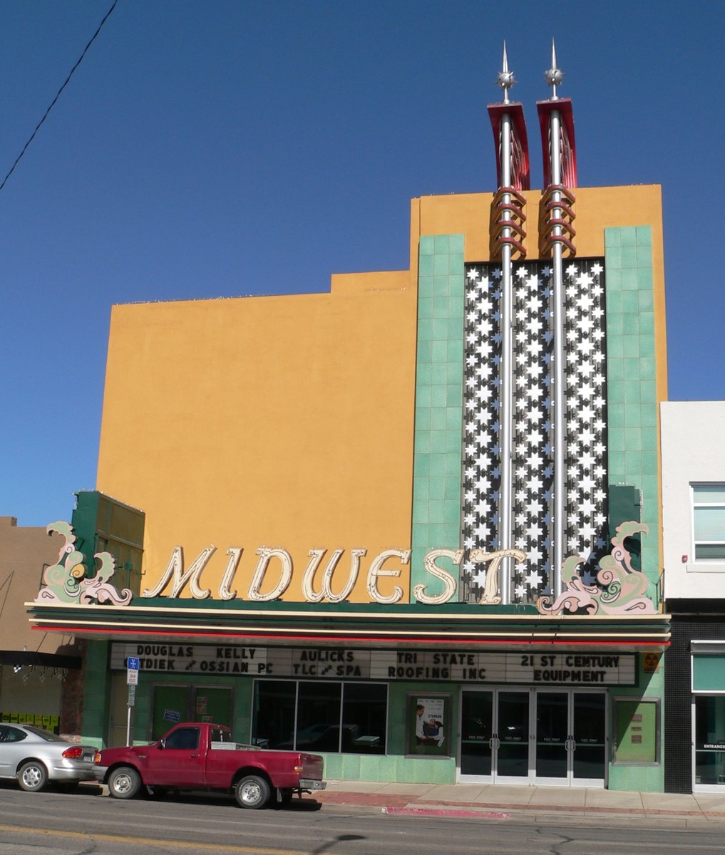 Midwest Theater in Scottsbluff, MIDWEST marquee and glass doors