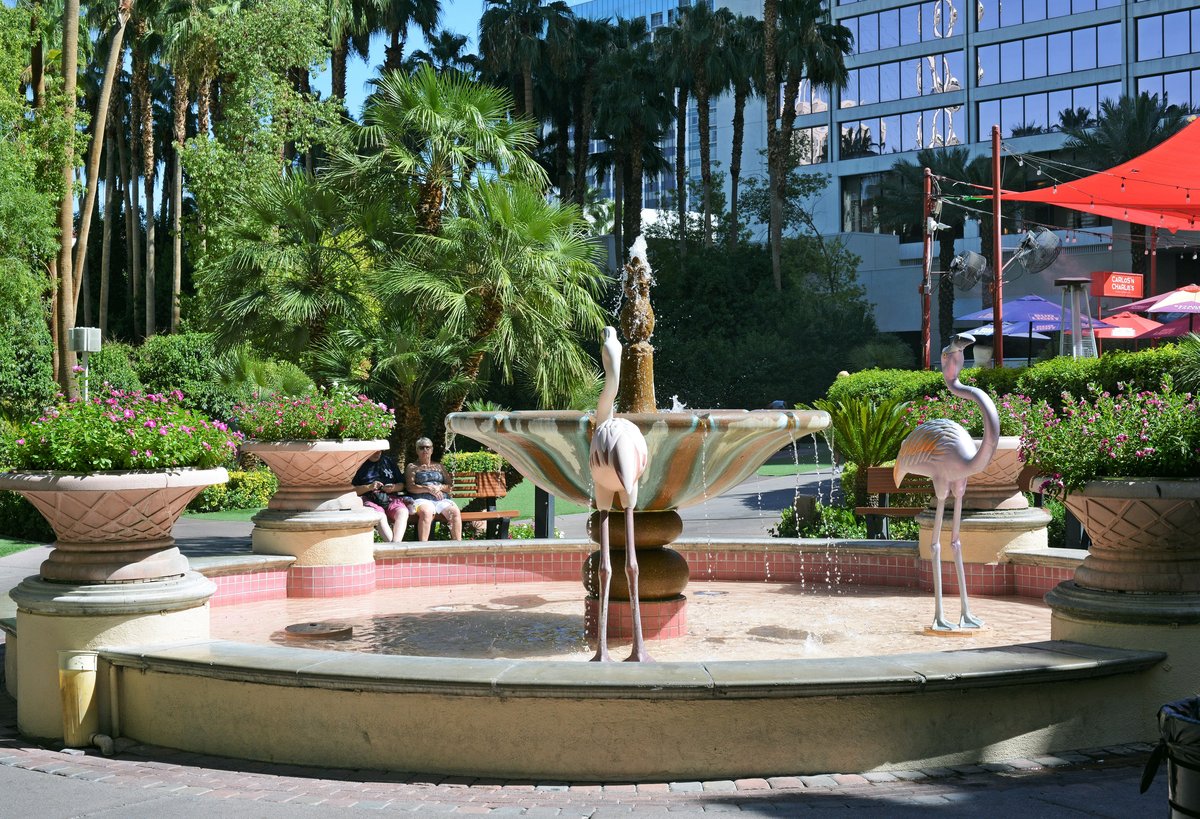 Flamingo garden fountain in Las Vegas, Nevada