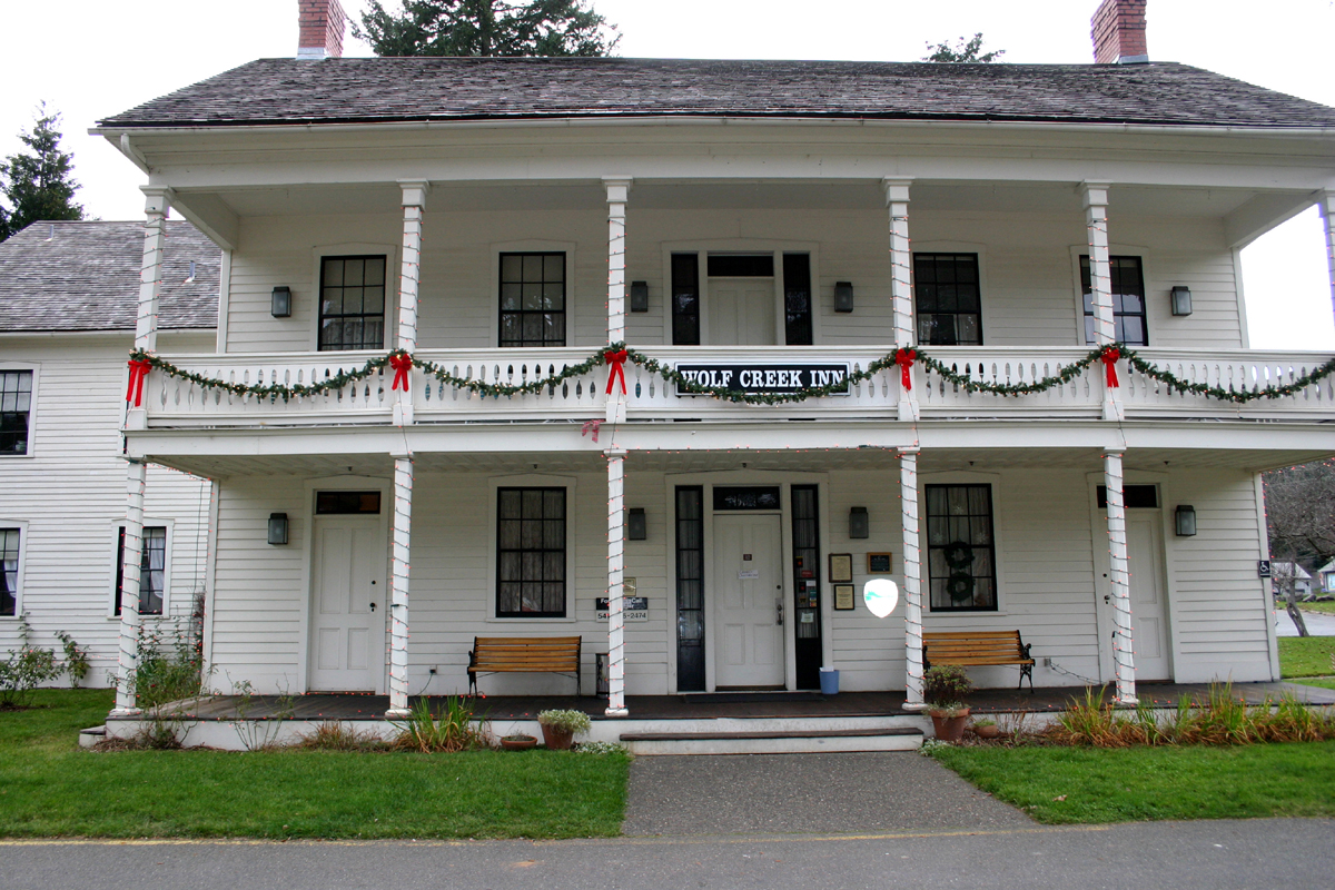 Wolf Creek Inn in Wolf Creek, Oregon